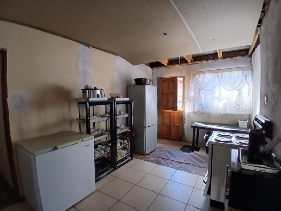 3 Bedroom Property for Sale in Lakeside Gauteng