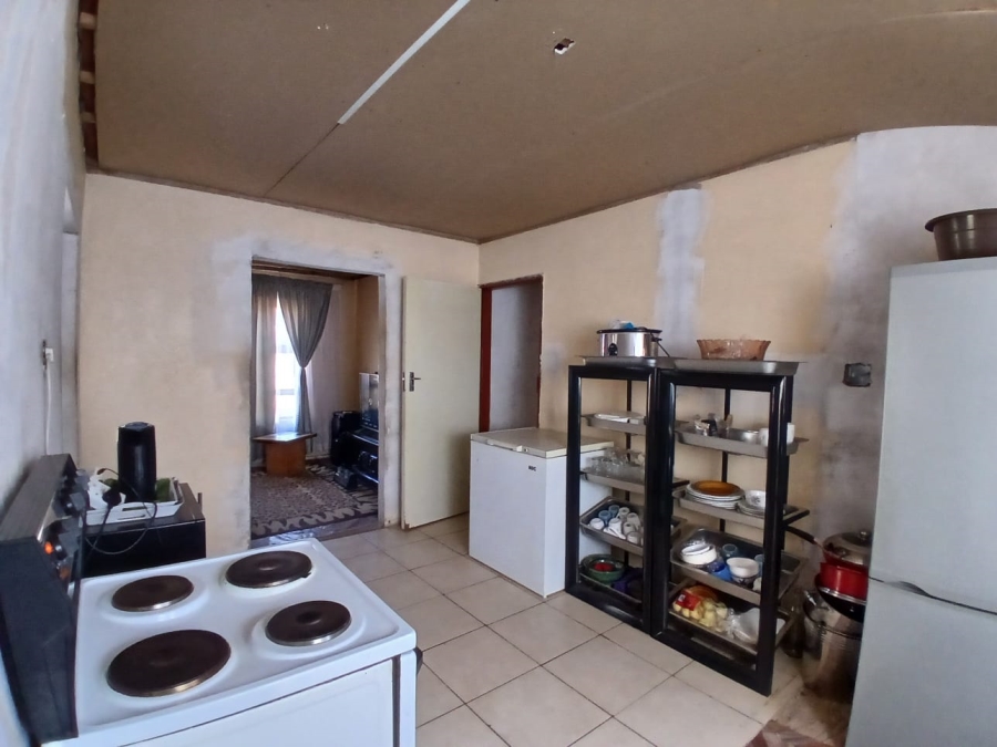 3 Bedroom Property for Sale in Lakeside Gauteng