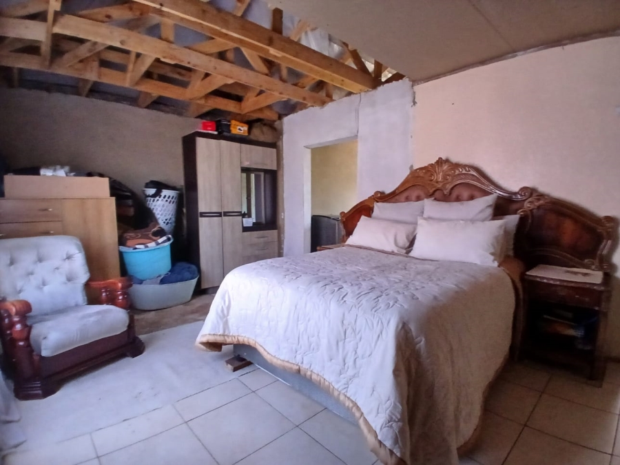 3 Bedroom Property for Sale in Lakeside Gauteng