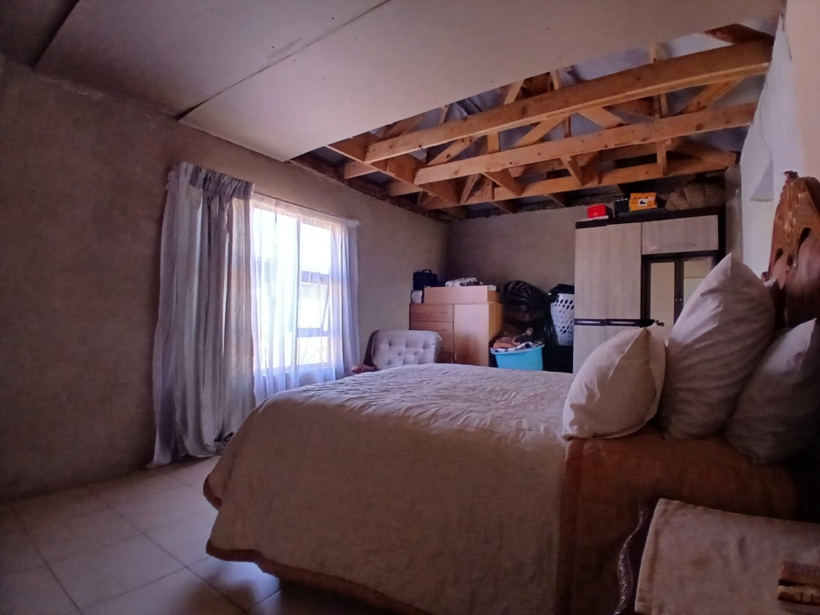 3 Bedroom Property for Sale in Lakeside Gauteng