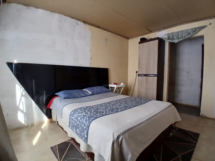 3 Bedroom Property for Sale in Lakeside Gauteng