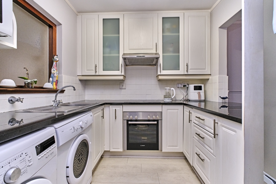 1 Bedroom Property for Sale in Waterfall Hills Mature Lifestyle Estate Gauteng