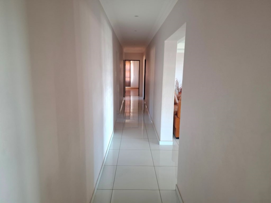 4 Bedroom Property for Sale in Westonaria Gauteng