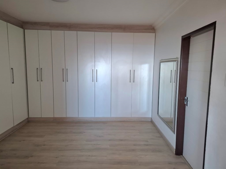 4 Bedroom Property for Sale in Westonaria Gauteng