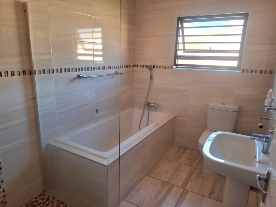 4 Bedroom Property for Sale in Westonaria Gauteng