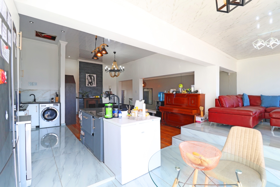 3 Bedroom Property for Sale in Melville Gauteng