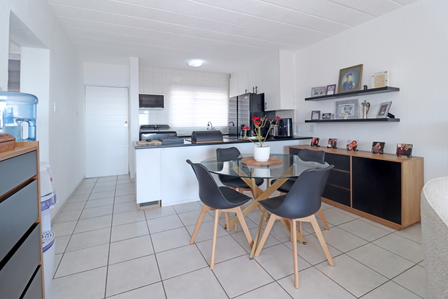 2 Bedroom Property for Sale in Northcliff Gauteng