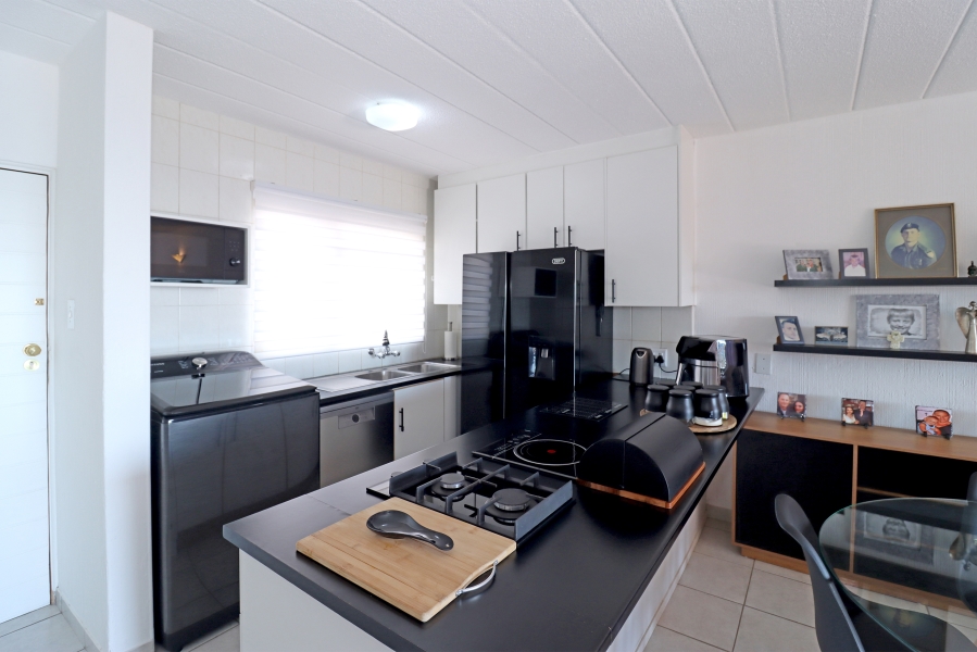 2 Bedroom Property for Sale in Northcliff Gauteng