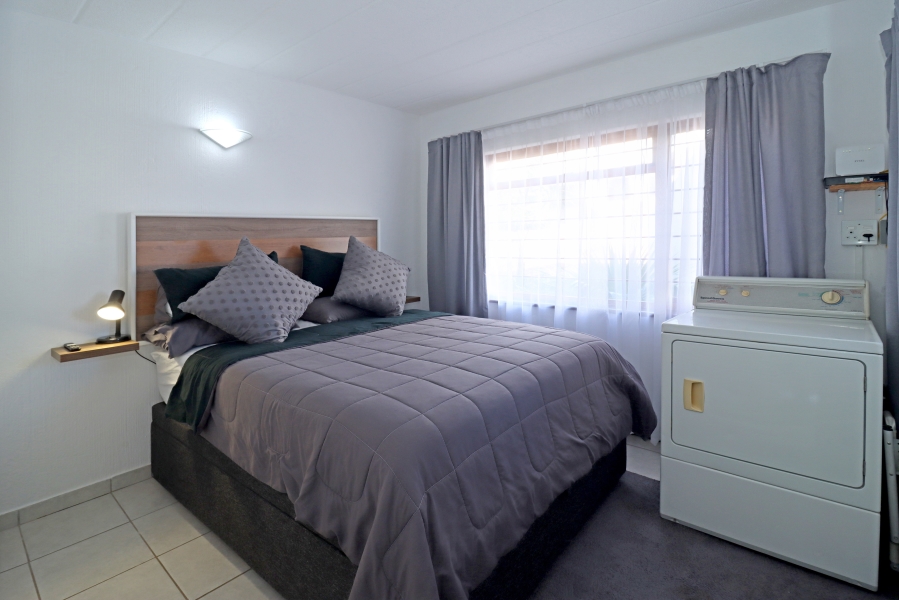 2 Bedroom Property for Sale in Northcliff Gauteng