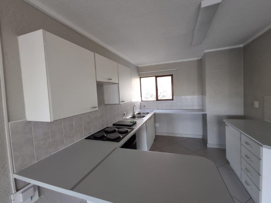 To Let 2 Bedroom Property for Rent in Marais Steyn Park Gauteng