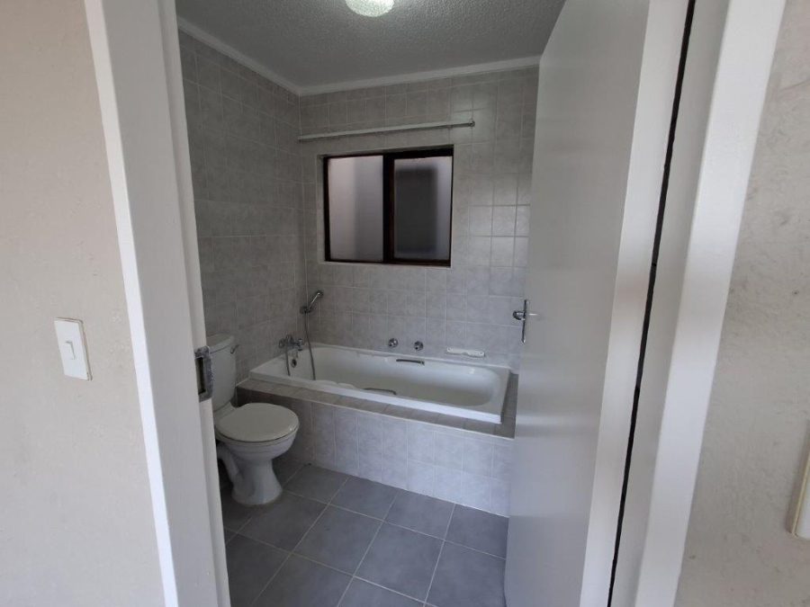To Let 2 Bedroom Property for Rent in Marais Steyn Park Gauteng