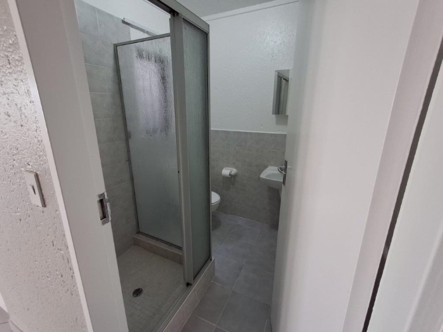 To Let 2 Bedroom Property for Rent in Marais Steyn Park Gauteng