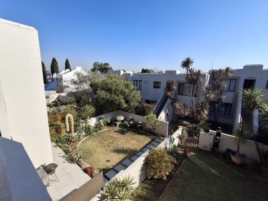 To Let 2 Bedroom Property for Rent in Marais Steyn Park Gauteng