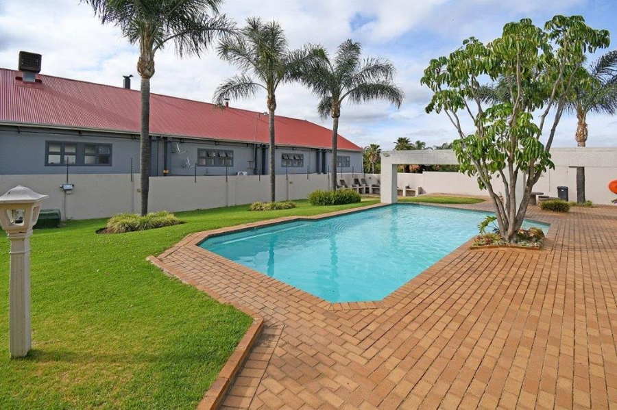 To Let 2 Bedroom Property for Rent in Marais Steyn Park Gauteng