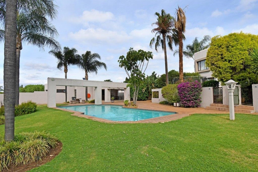To Let 2 Bedroom Property for Rent in Marais Steyn Park Gauteng