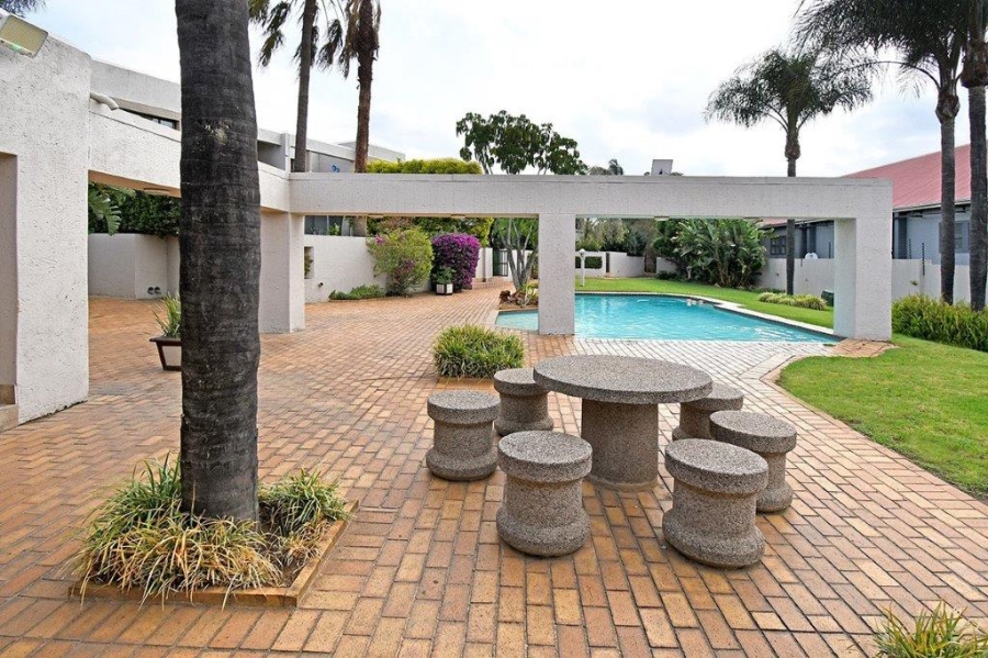 To Let 2 Bedroom Property for Rent in Marais Steyn Park Gauteng
