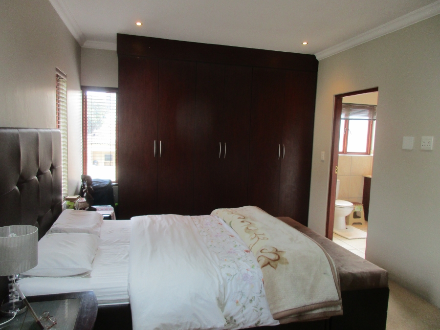 3 Bedroom Property for Sale in Ferndale Gauteng
