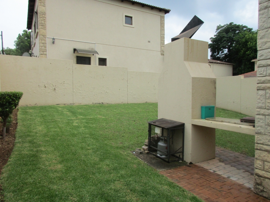 3 Bedroom Property for Sale in Ferndale Gauteng