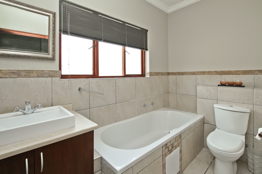3 Bedroom Property for Sale in Ferndale Gauteng