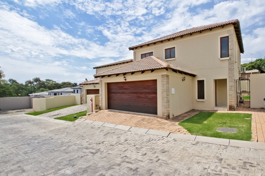 3 Bedroom Property for Sale in Ferndale Gauteng