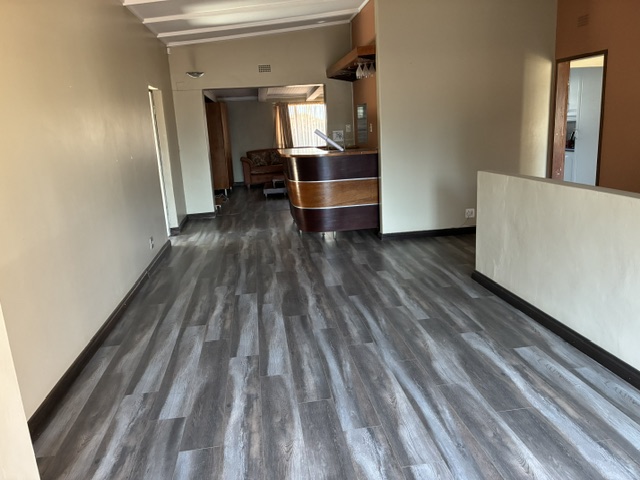 5 Bedroom Property for Sale in Hurlyvale Gauteng