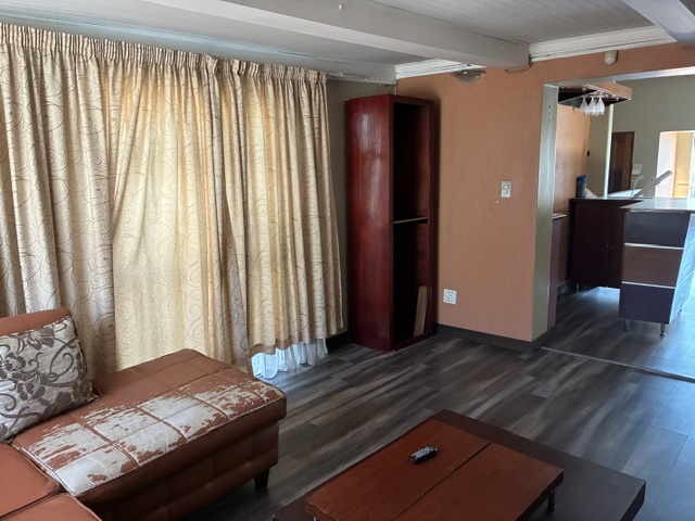 5 Bedroom Property for Sale in Hurlyvale Gauteng