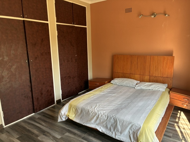5 Bedroom Property for Sale in Hurlyvale Gauteng