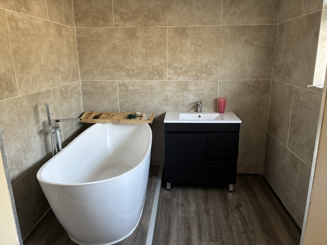 5 Bedroom Property for Sale in Hurlyvale Gauteng