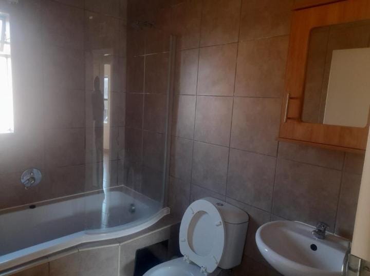 To Let 2 Bedroom Property for Rent in Kibler Park Gauteng