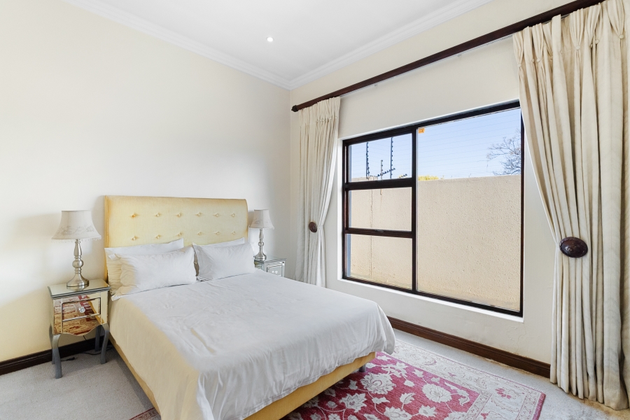 3 Bedroom Property for Sale in Douglasdale Gauteng