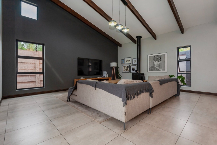 3 Bedroom Property for Sale in Klippoortje Gauteng
