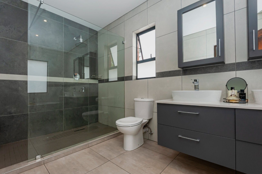 3 Bedroom Property for Sale in Klippoortje Gauteng
