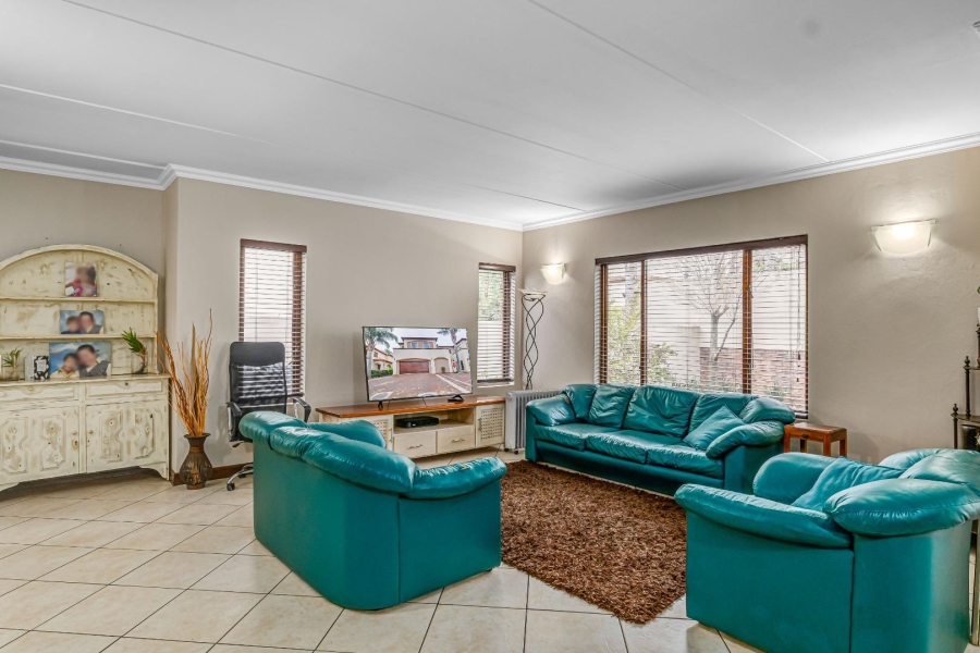 3 Bedroom Property for Sale in Glenvista Gauteng
