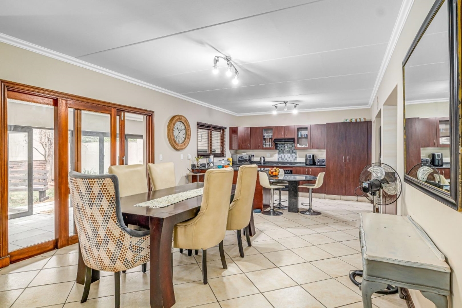 3 Bedroom Property for Sale in Glenvista Gauteng