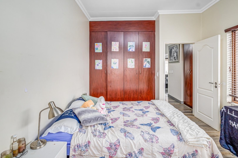 3 Bedroom Property for Sale in Glenvista Gauteng