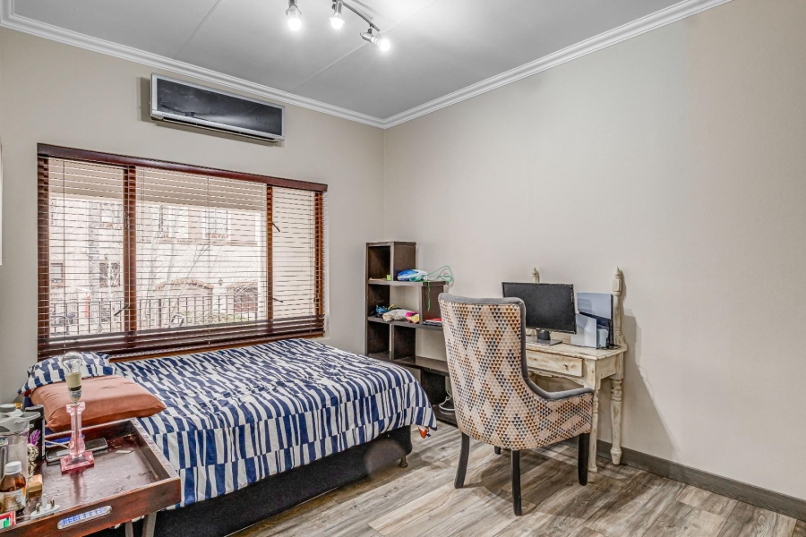 3 Bedroom Property for Sale in Glenvista Gauteng