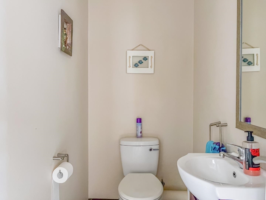 3 Bedroom Property for Sale in Glenvista Gauteng