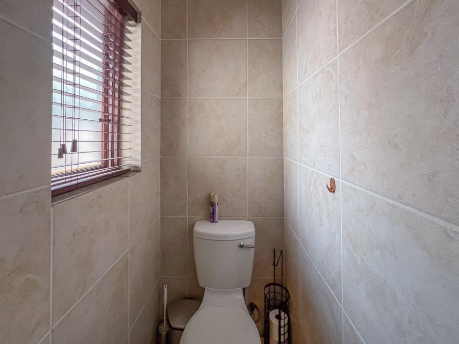3 Bedroom Property for Sale in Glenvista Gauteng
