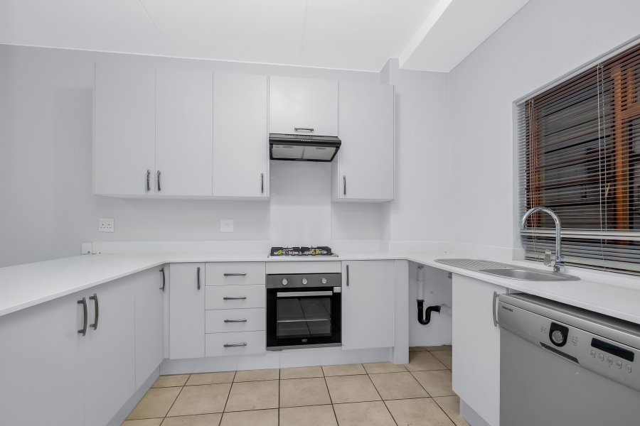 To Let 2 Bedroom Property for Rent in Morningside Gauteng