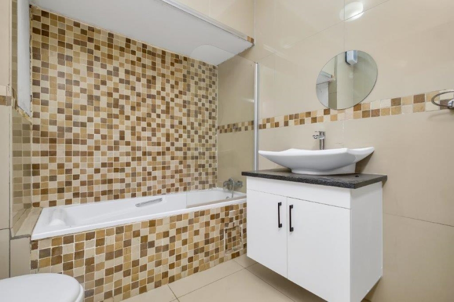 To Let 2 Bedroom Property for Rent in Morningside Gauteng