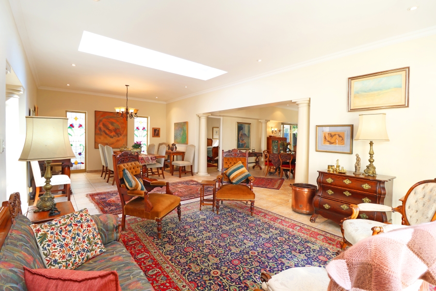 2 Bedroom Property for Sale in Oaklands Gauteng