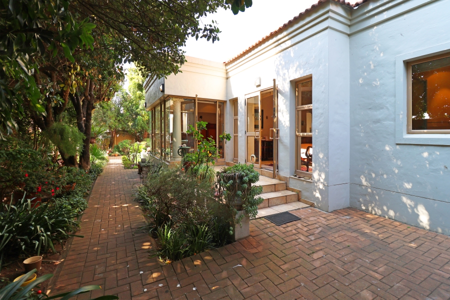2 Bedroom Property for Sale in Oaklands Gauteng