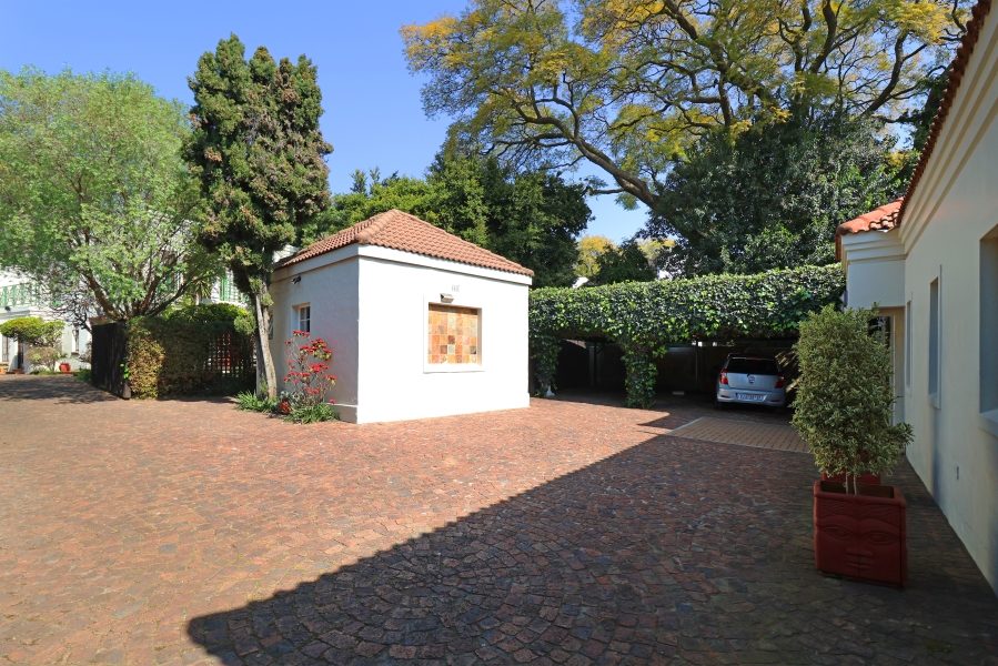 2 Bedroom Property for Sale in Oaklands Gauteng
