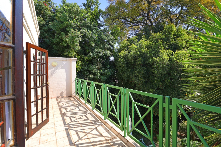 2 Bedroom Property for Sale in Oaklands Gauteng