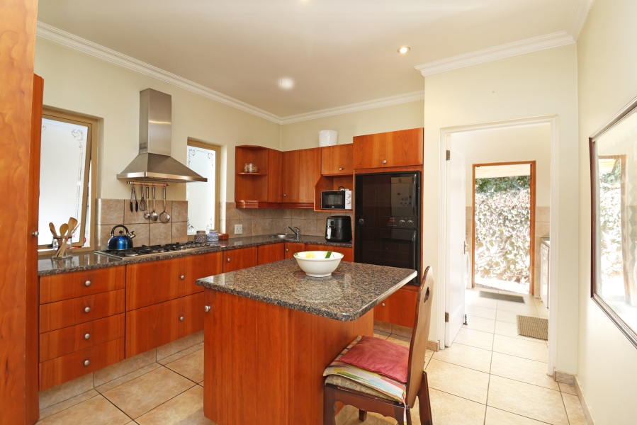 2 Bedroom Property for Sale in Oaklands Gauteng