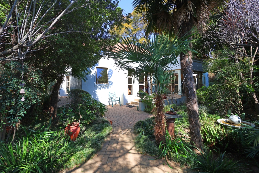 2 Bedroom Property for Sale in Oaklands Gauteng