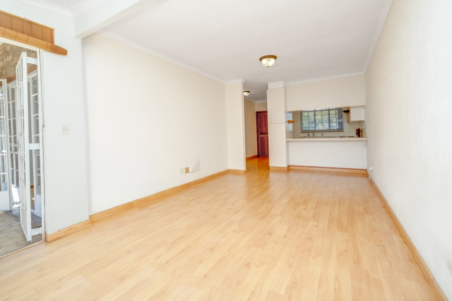 1 Bedroom Property for Sale in Bryanston Gauteng