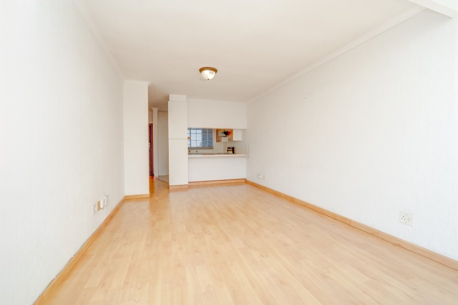 1 Bedroom Property for Sale in Bryanston Gauteng