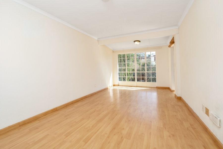 1 Bedroom Property for Sale in Bryanston Gauteng