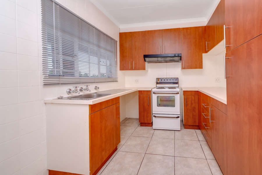 1 Bedroom Property for Sale in Bryanston Gauteng